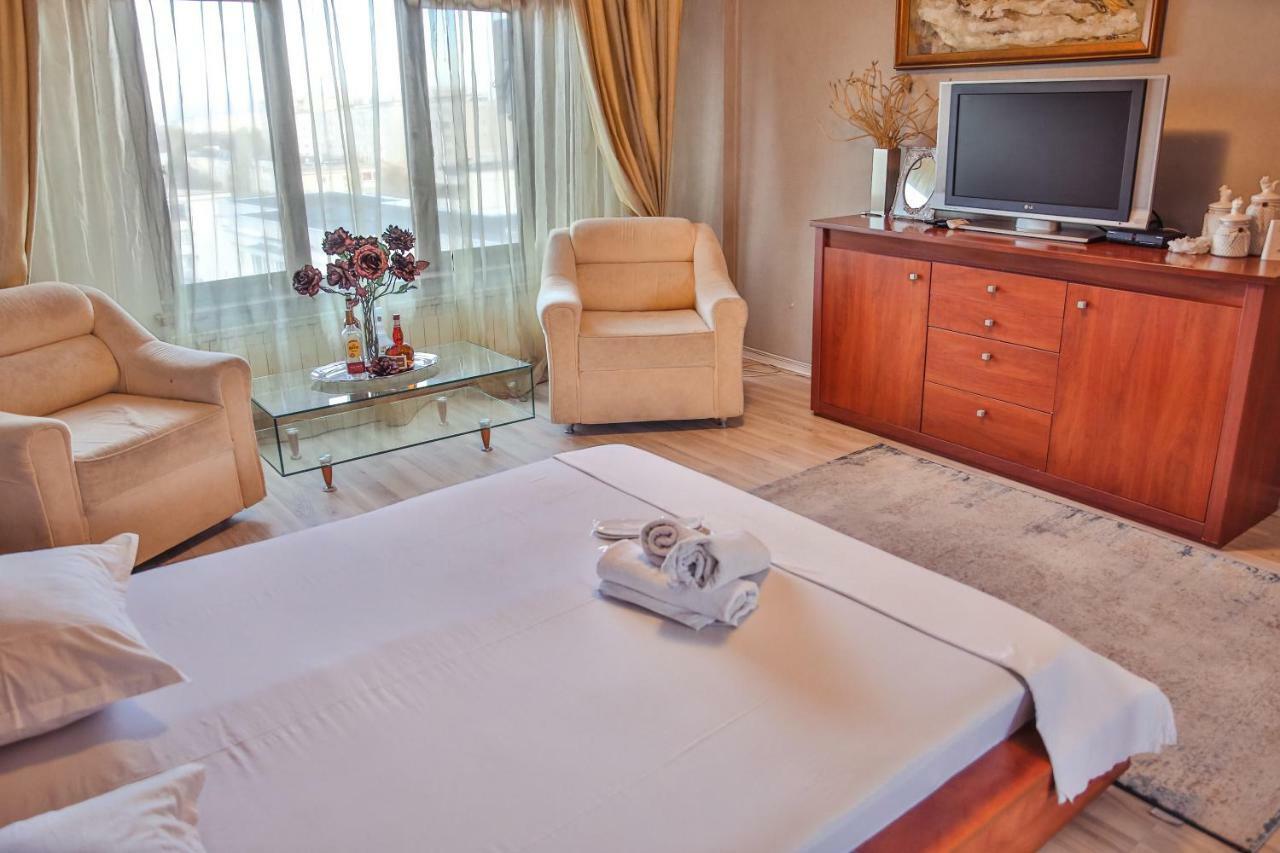 Dream Residence Romantic บูคาเรสต์ ภายนอก รูปภาพ